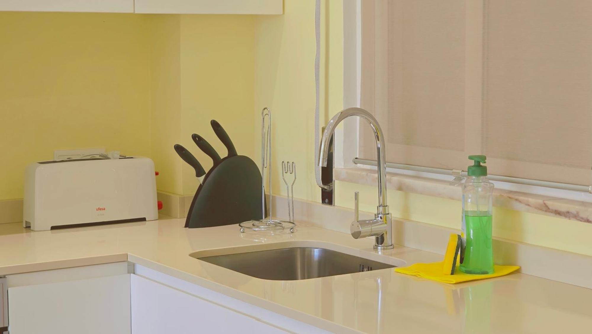 Praia Eulalia With Pool And 5 Minutes From The Beach Albufeira Ngoại thất bức ảnh