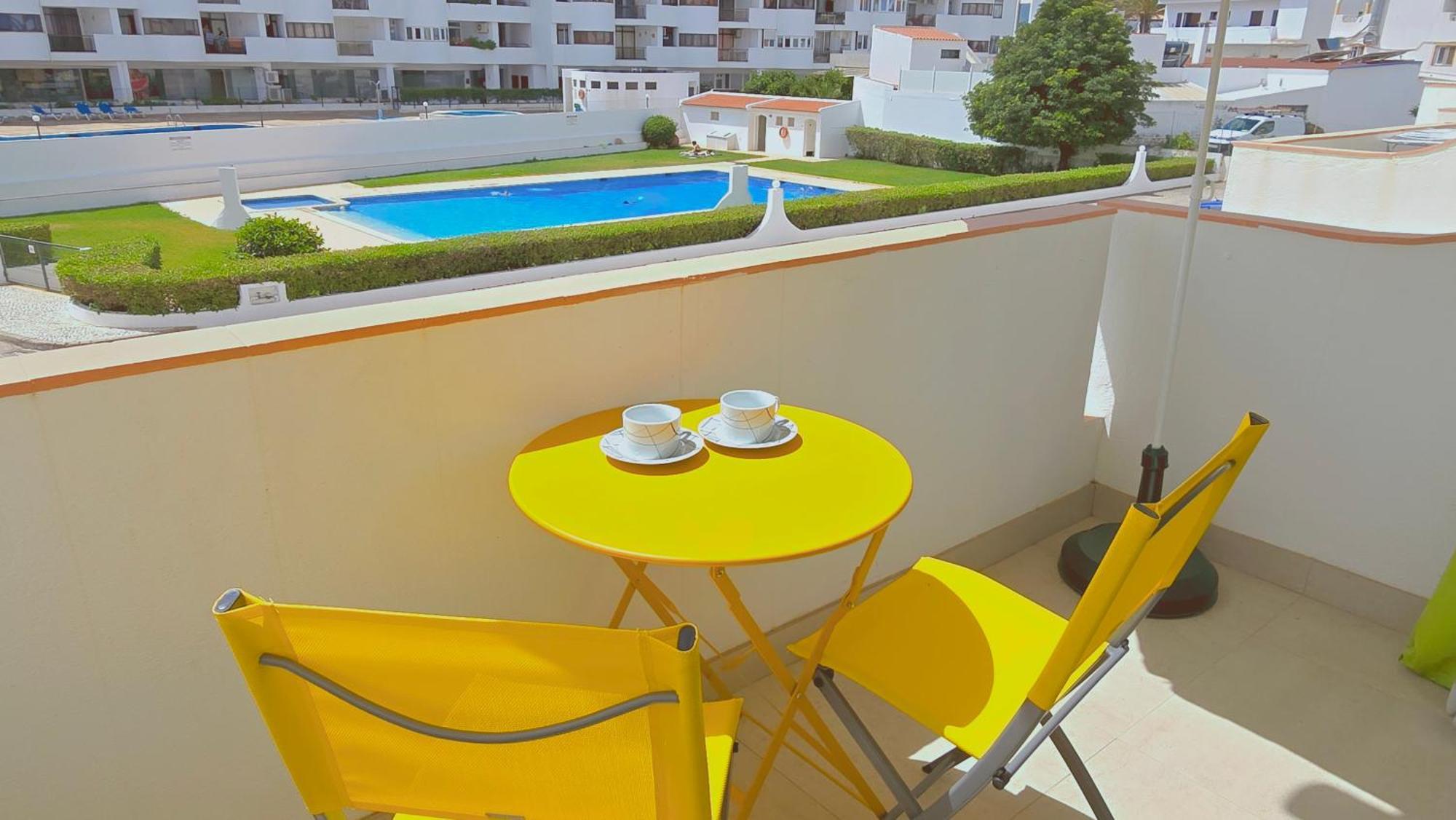 Praia Eulalia With Pool And 5 Minutes From The Beach Albufeira Ngoại thất bức ảnh